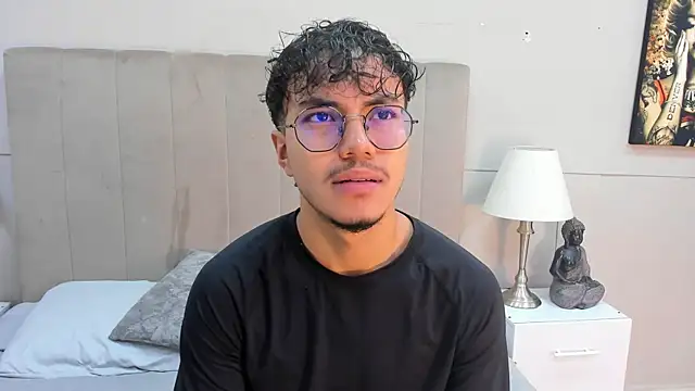 kai_storn – webcam-show