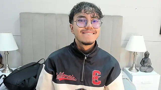 kai_storn Adlı Modelin Web Kamerası Şovu