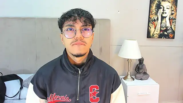 kai_storn Pertunjukan Webcam