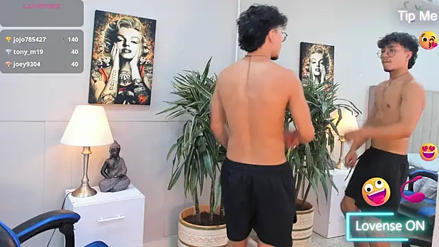 kai_storn Show in webcam