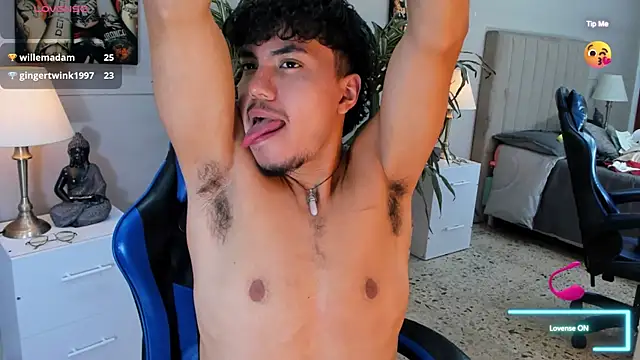 kai_storn Adlı Modelin Web Kamerası Şovu
