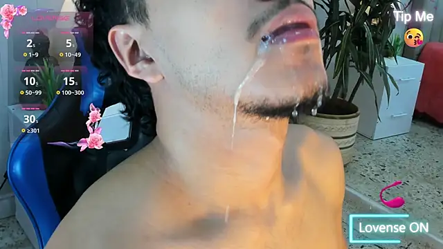 kai_storn Show in webcam