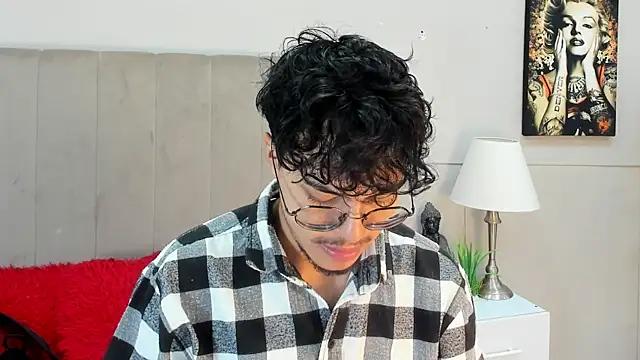 kai_storn's Webcam Show