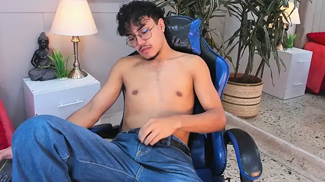kai_storn Adlı Modelin Web Kamerası Şovu
