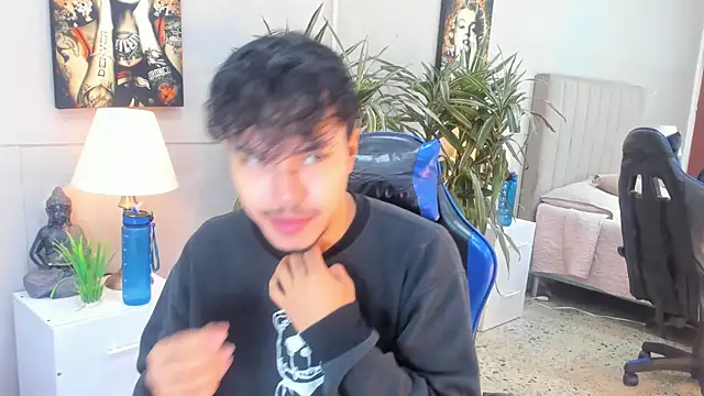 kai_storn Pertunjukan Webcam