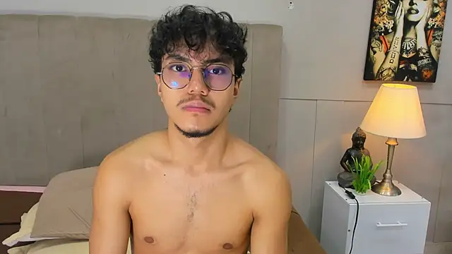 kai_storn Show in webcam