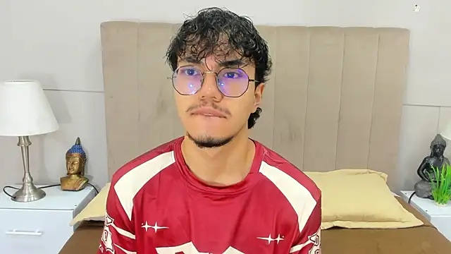 kai_storn Pertunjukan Webcam