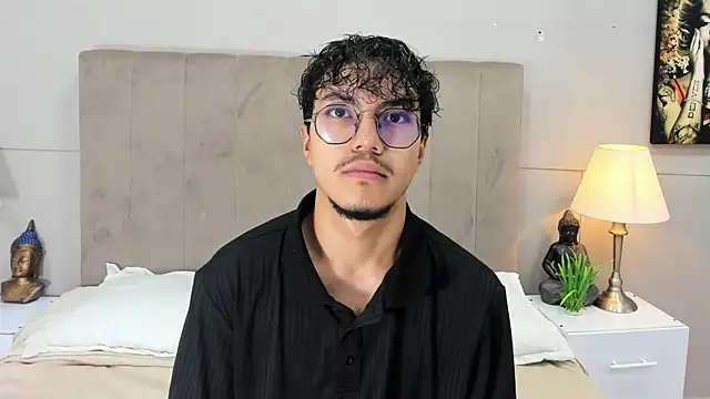 kai_storn Show in webcam