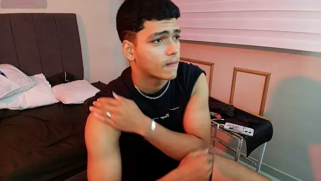 Keinner_BigDick ওয়েবক্যাম শো