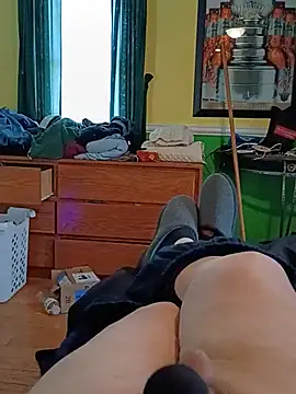 mcwire9's Webcam Show