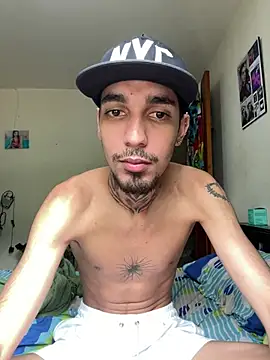 Show modela Stiward_newman na web-kameri