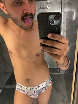 Rocky_mental Show in webcam