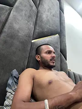 הופעת וובקאם של Rocky_mental
