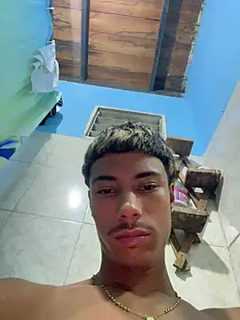 הופעת וובקאם של Adan21_cm