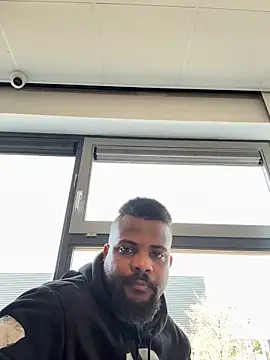 Pokazy przed kamerką – BigCatXLOfficial