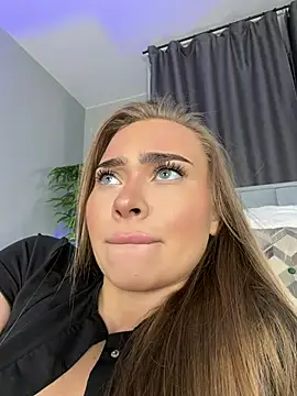 XXX chat uživo modela MonicaWestt