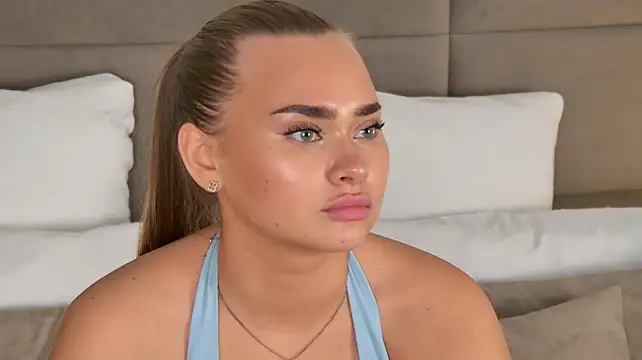 MonicaWestt Webcamshow