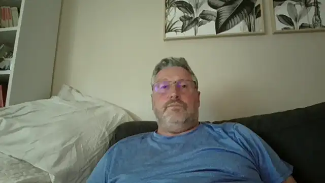 doudou310 Pertunjukan Webcam
