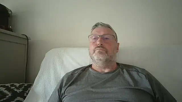 doudou310 Adlı Modelin Web Kamerası Şovu