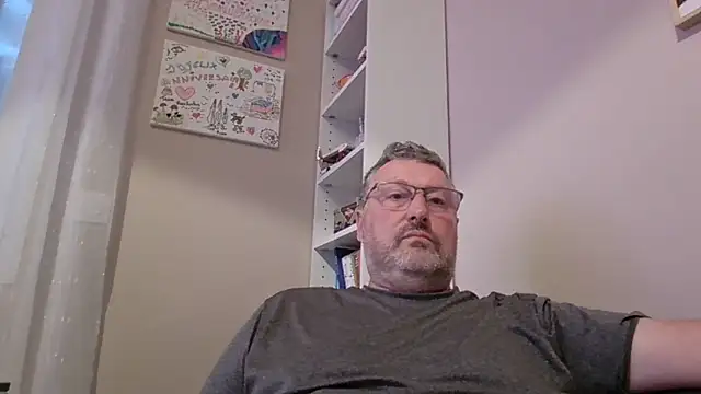 doudou310 Webcam show