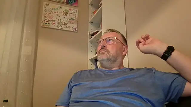 doudou310 Pertunjukan Webcam
