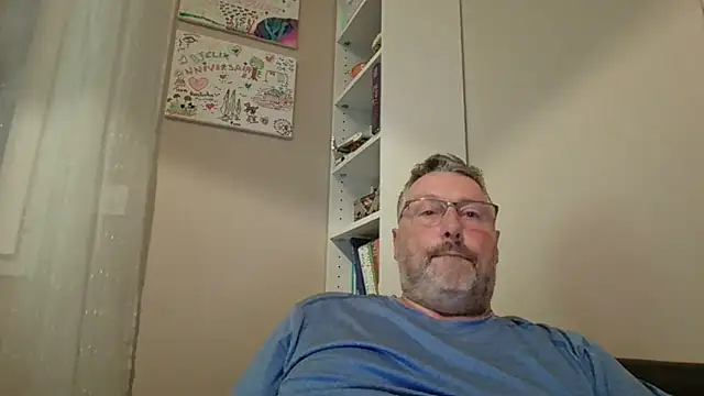 doudou310 Pertunjukan Webcam