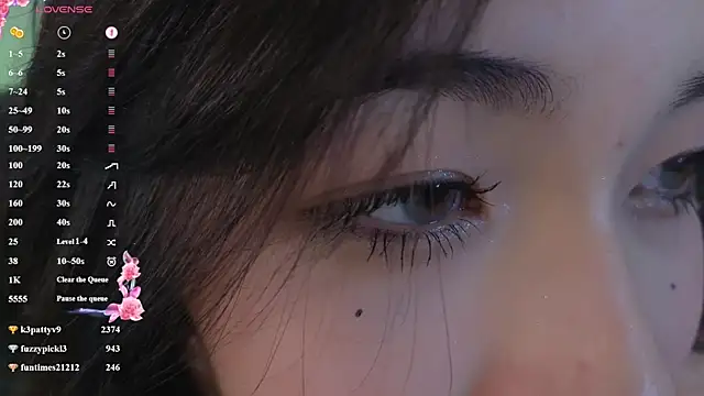 Noiry_Vuvezのウェブカメラショー