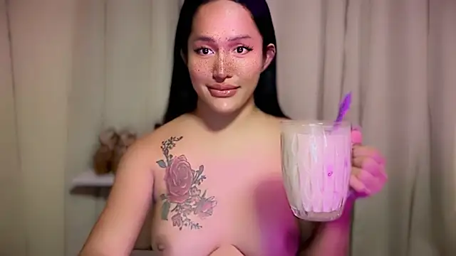 ChloeAsian 网络视讯表演