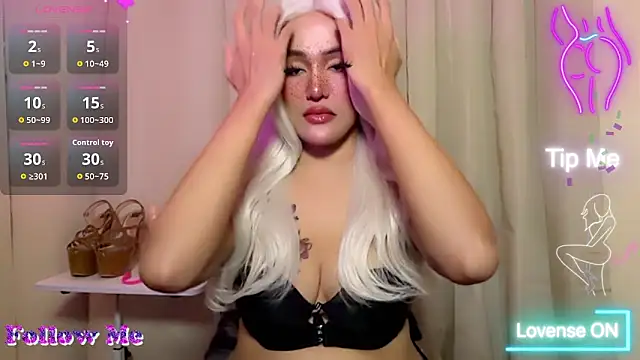 ChloeAsian Pertunjukan Webcam