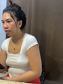 Aniya_09 现场聊天室