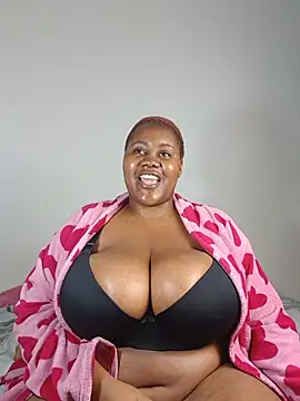 Suger-Boobs' Live XXX Chat