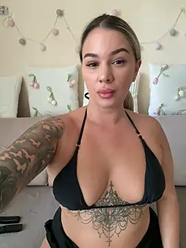 Živý XXX chat xXBigPeachBunnyxXx