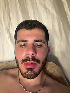Kissbiceps Adlı Modelin Web Kamerası Şovu