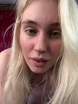 LovelyMiu Adlı Modelin Web Kamerası Şovu
