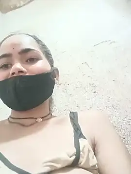 Pertunjukan Kamera Web Jhanvi_Love