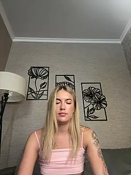 xXKelly_bonb0nXx's Live XXX Chat