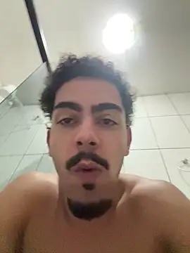 menoquarenta webcam show