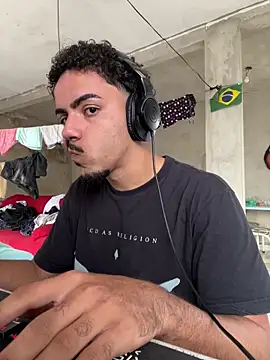 menoquarenta webcam show