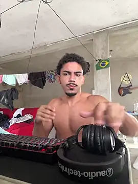 Webkamerová show menoquarenta