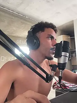 menoquarenta Show in webcam