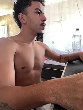 Webkamerová show menoquarenta