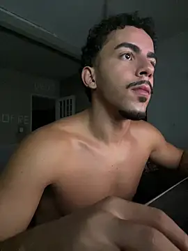 menoquarenta webcam show