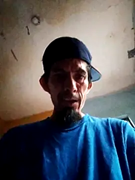 CHO8708 webkamerás műsora