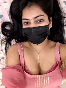 Confident_chic's Webcam Show