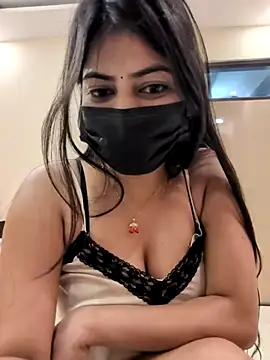 Confident_chic Adlı Modelin Web Kamerası Şovu