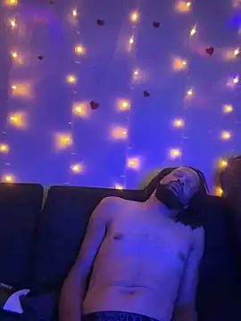 magic_man1085 Show in webcam
