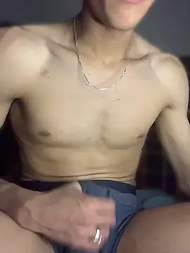Plxyboi69 – Kamerová šou