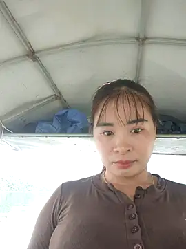 XXX chat uživo modela LoveShae_XYX