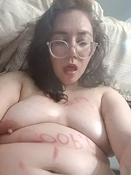shyshyonez's Webcam Show