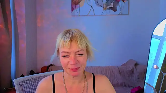 Ann_Annise 现场XXX聊天